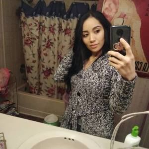 Meet your Posher, Candace